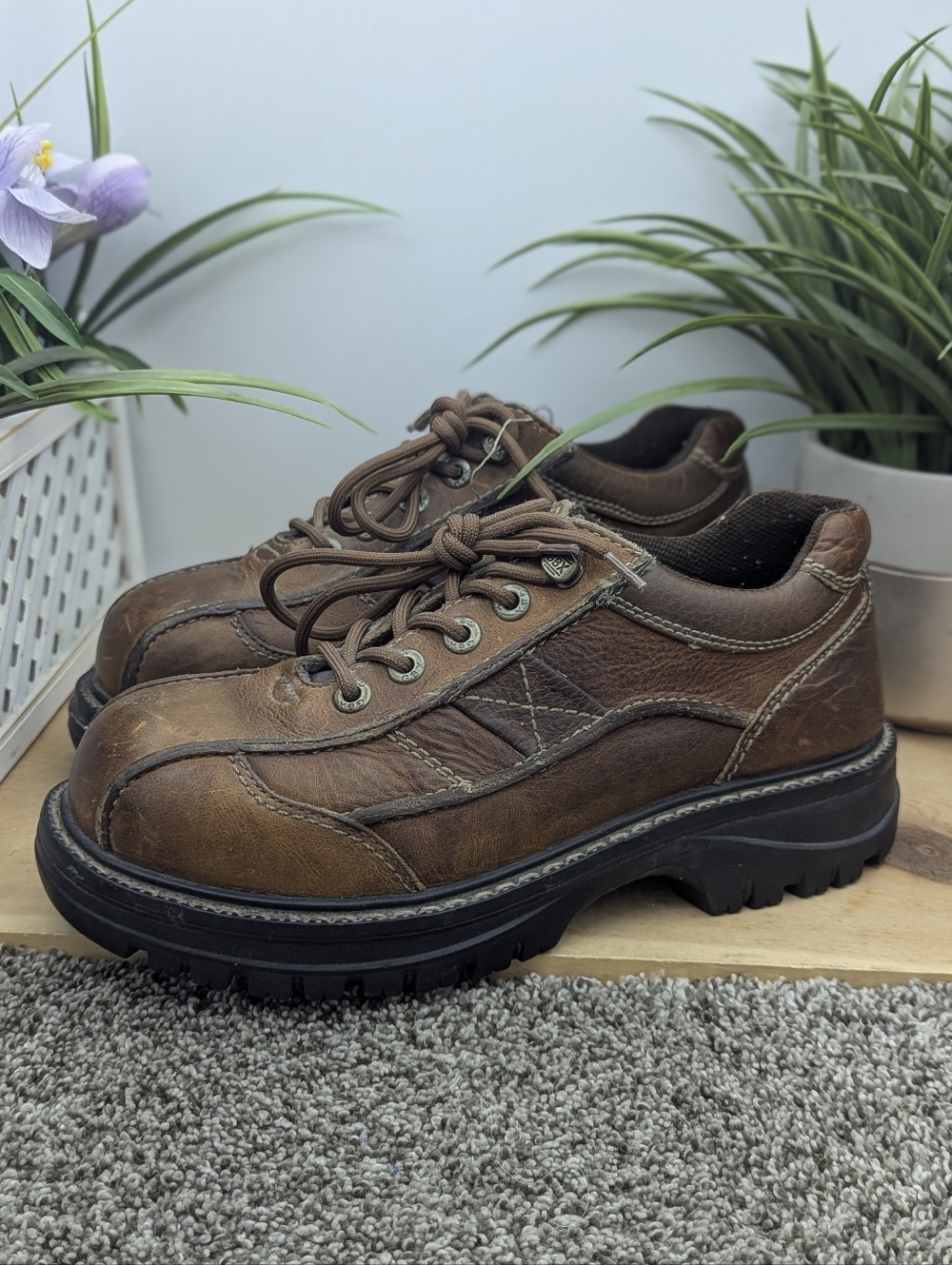 GBX Brown Leather Mens Size 10M Casual Hiking Walking Work Shoes Chunky Sole